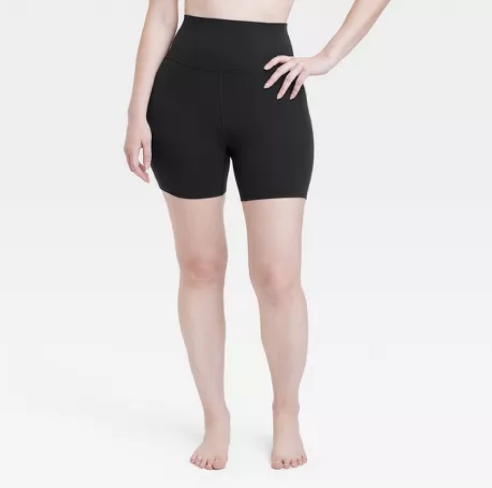 TARGET All In Motion Contour Power Waist Shorts Size XXL